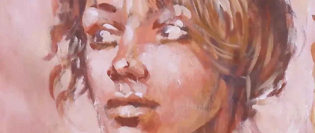 Portrait einer jungen Frau in warmen, expressiven Farben mit betonter Wangenröte und lebendiger Augenfarbe in reduzierter Farbpalette